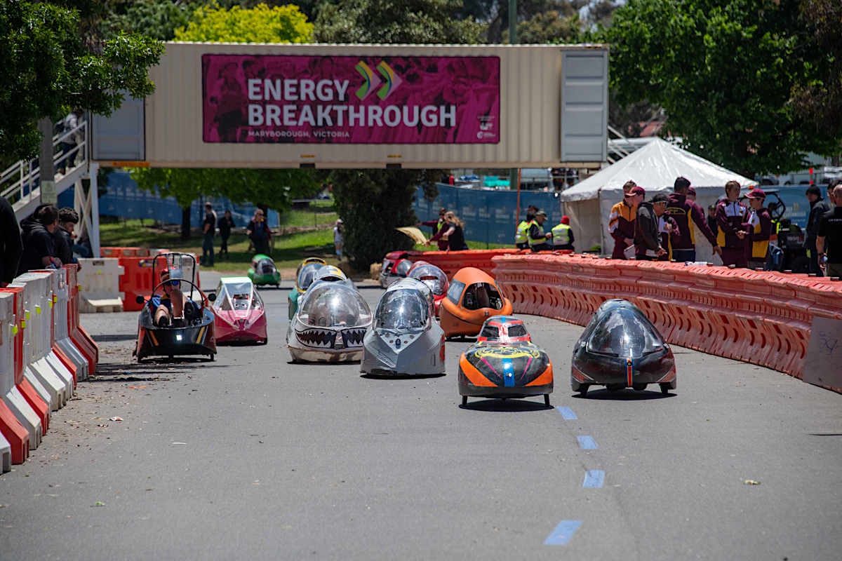 Energy Efficient Vehicles and Electric Vehicles participate in the 24 hour endurance trial at the Energy Breakthrough - Maryborough, Victoria.